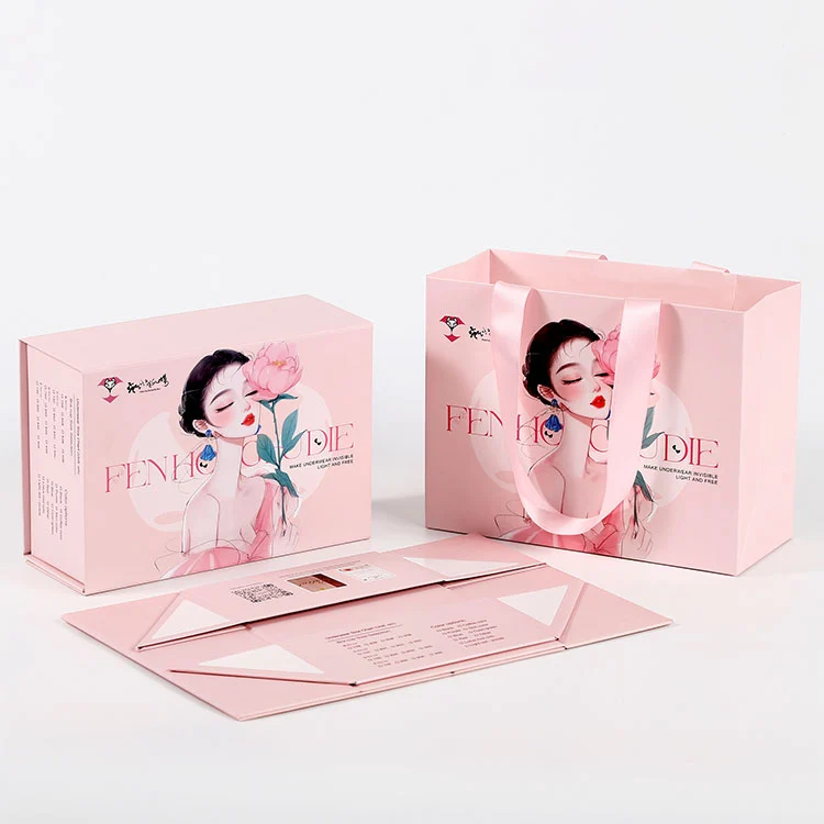 Gaveæske af kraftpapir